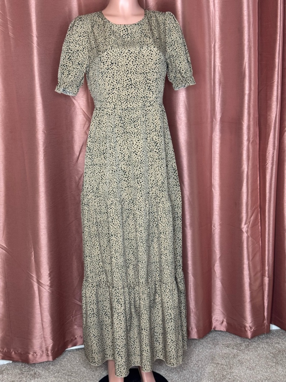 Beige Maxi Dress Tiered, Puff Sleeve